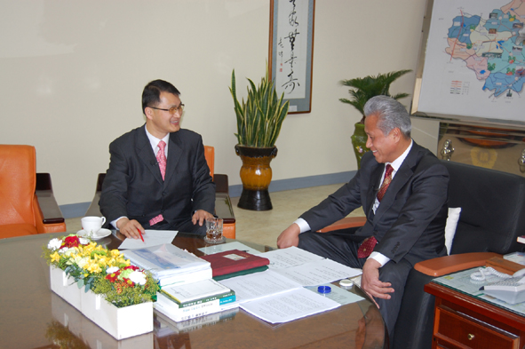 본보 최병수 편집국장이 음성군의회 박희남 의장을 만나 2010년 의정향방에 대해 대담을 나누었다.