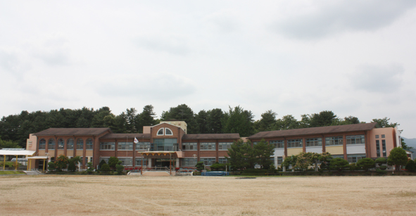 ▲소이초등학교 전경.