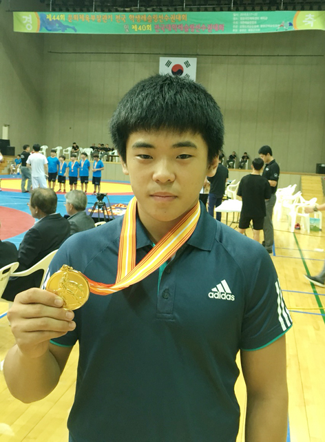 전국대회에서 당당히 금메달을 딴 김병준 선수의 모습.