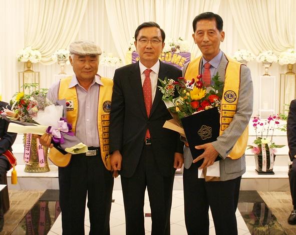 국회의원 표창에 최춘영 L, 임도순 L이 각각 수상했다.