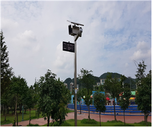 금왕생활체육공원에서 설치된 태양광 전자동 음향기 모습.