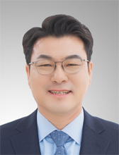 김기창 전 충북도의원.