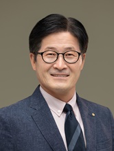 김진수 시인.