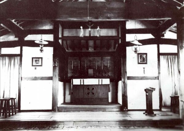 1923년 성당 내부 모습.